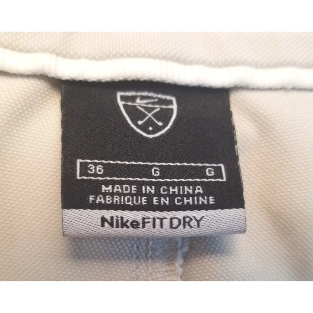 Nike Men's Shorts Golf Beige Fit Dry Size 36 Inseam 10 inches.